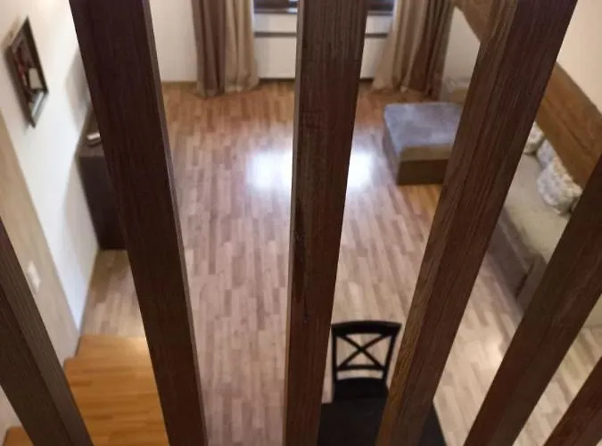 Дворівневі Апартаменти На Площі Ринок